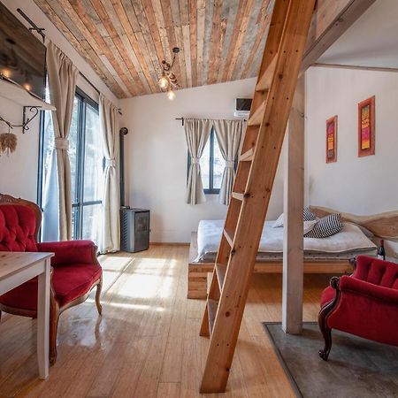 Gate Away B&B Units - המקום באל רום Buitenkant foto