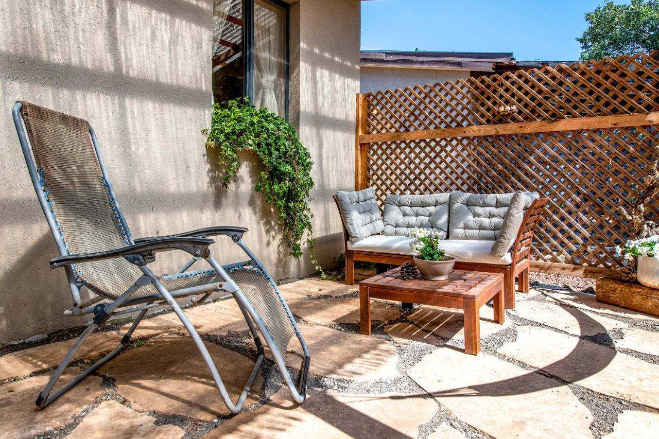 Gate Away B&B Units - המקום באל רום Buitenkant foto