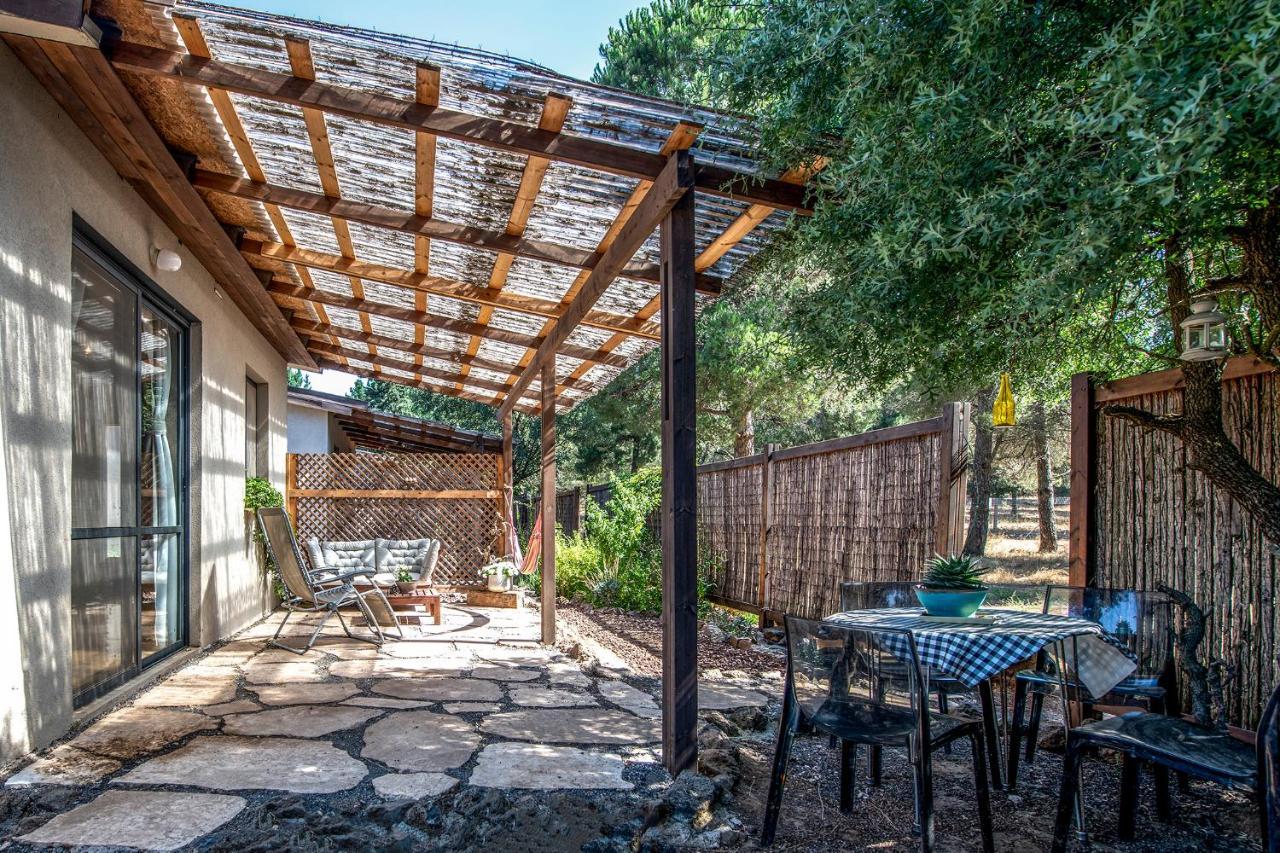 Gate Away B&B Units - המקום באל רום Buitenkant foto