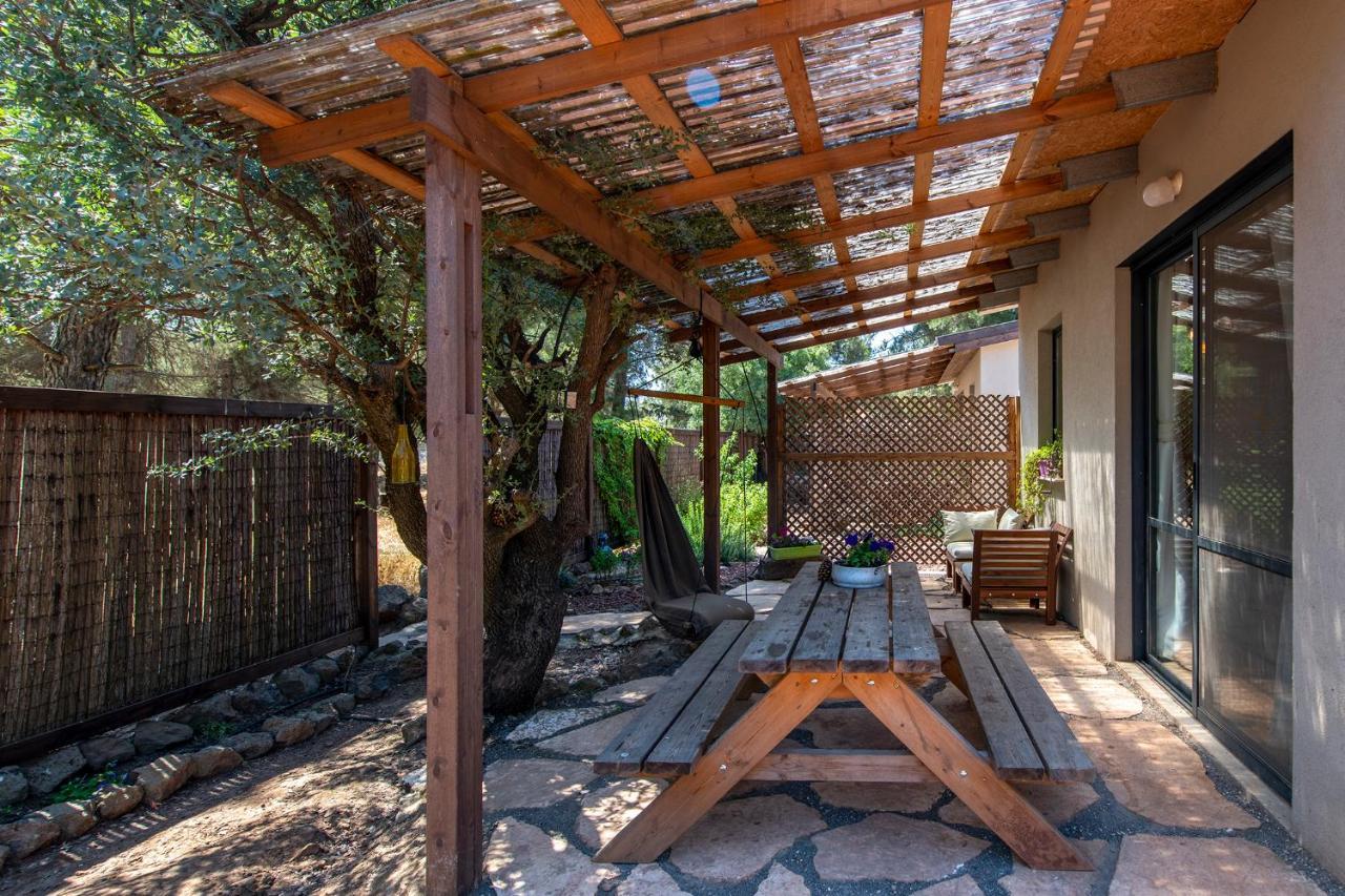 Gate Away B&B Units - המקום באל רום Buitenkant foto