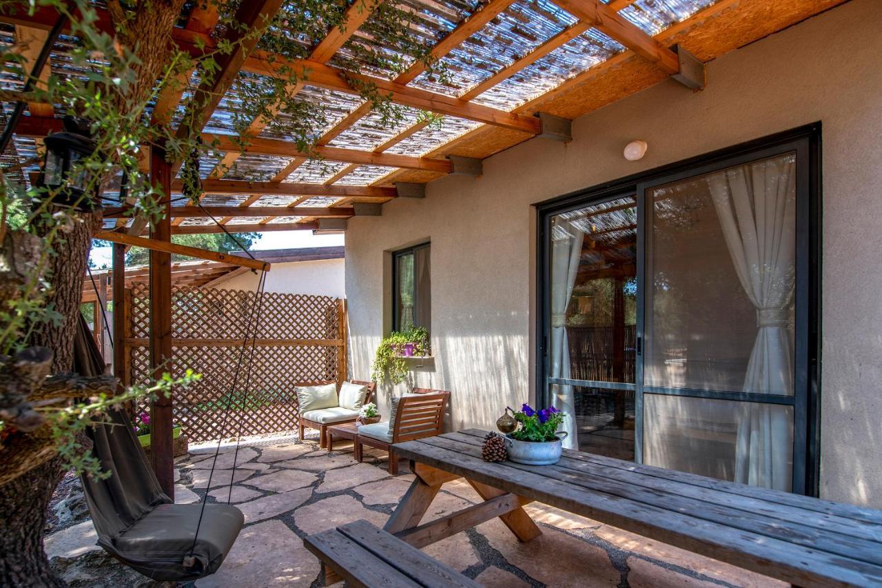 Gate Away B&B Units - המקום באל רום Buitenkant foto