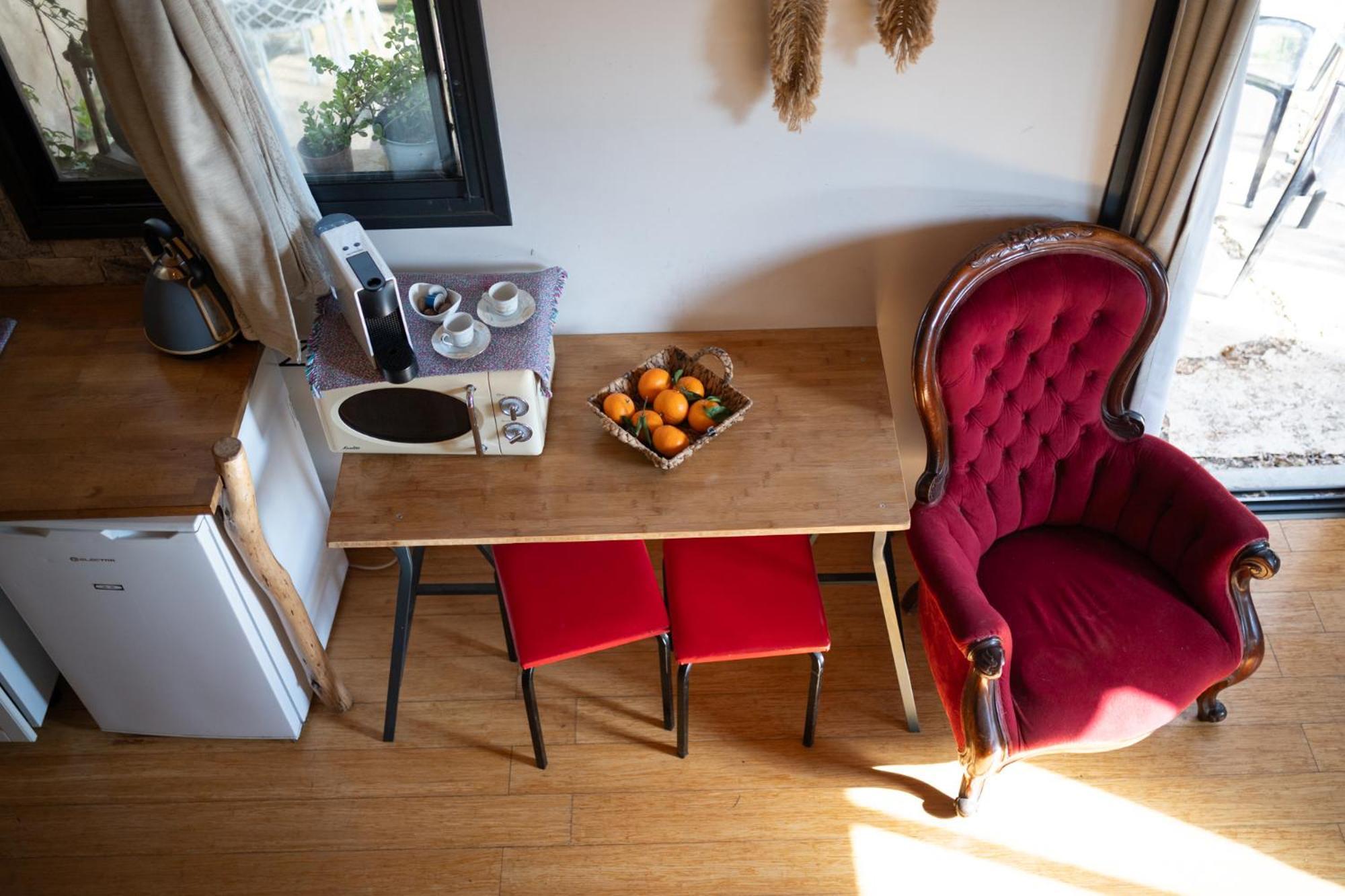 Gate Away B&B Units - המקום באל רום Buitenkant foto